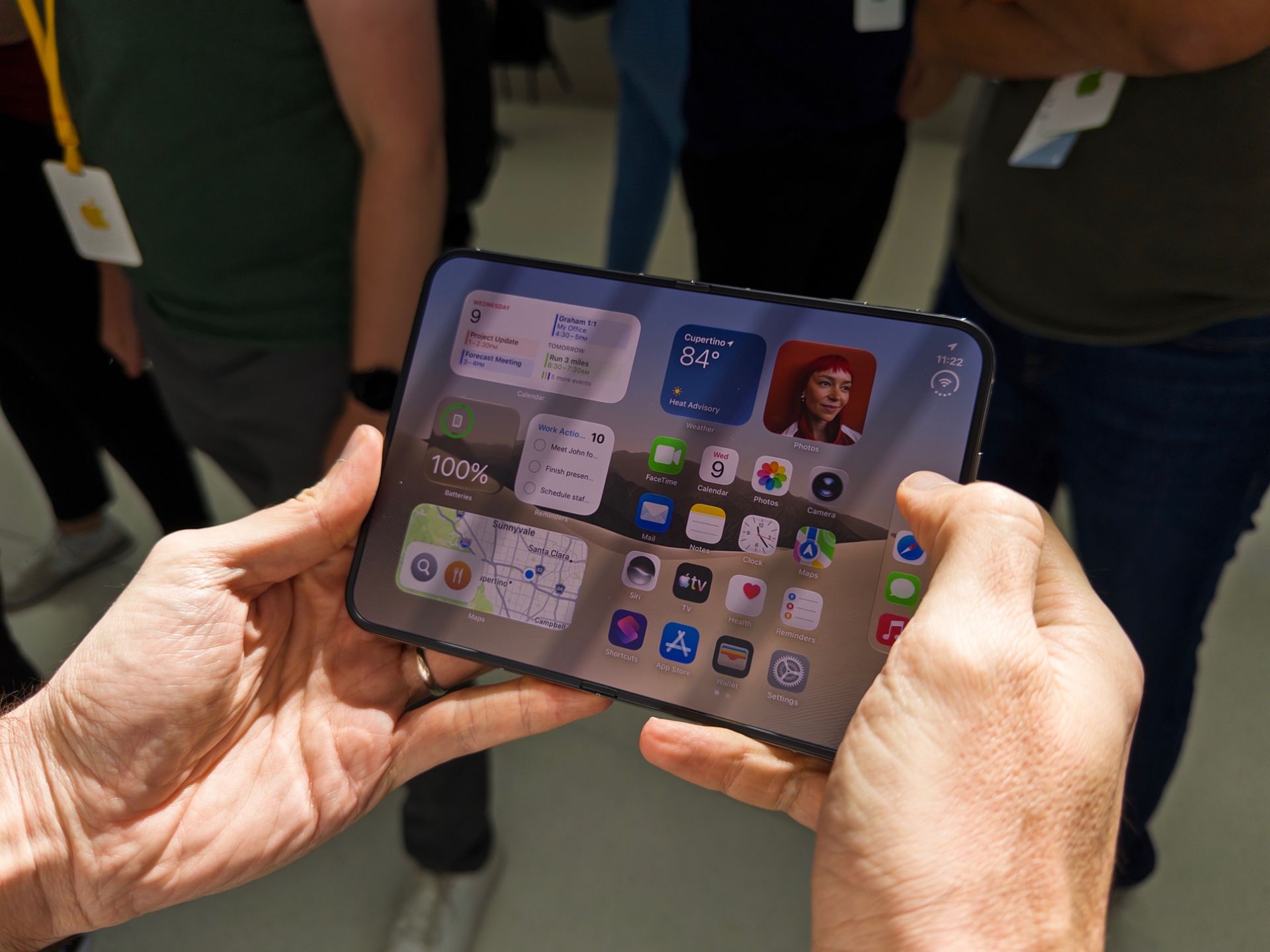 iPhone Duo är Apples första vikbara telefon