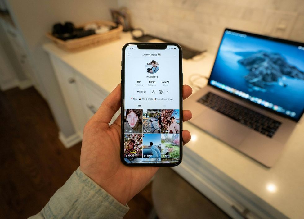 TikTok låter hatinnehåll ligga kvar