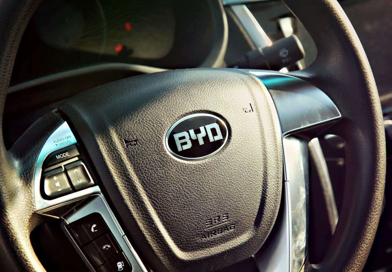 BYD vill bygga batterifabrik i Europa