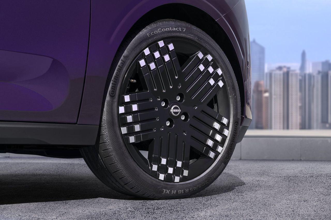 Nissan rullar ut lilla elbilen Pixo