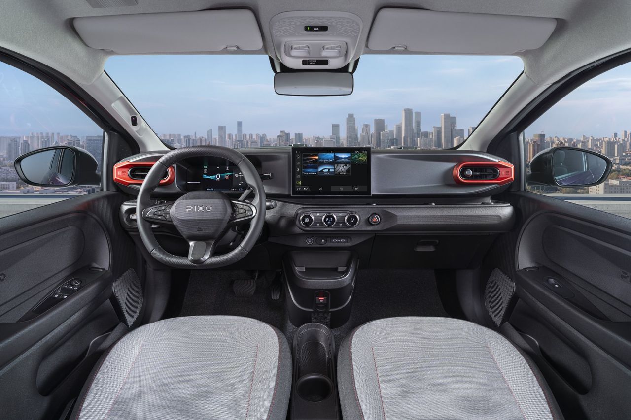 Nissan rullar ut lilla elbilen Pixo