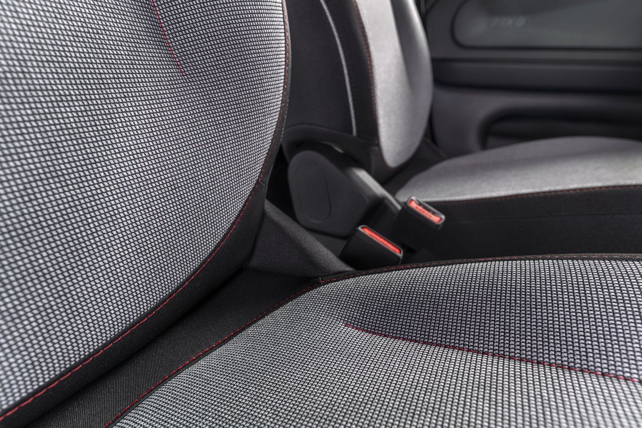 Nissan rullar ut lilla elbilen Pixo