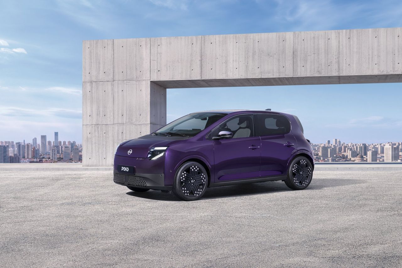 Nissan rullar ut lilla elbilen Pixo