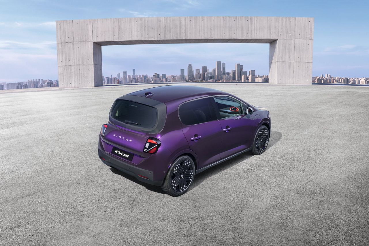 Nissan rullar ut lilla elbilen Pixo