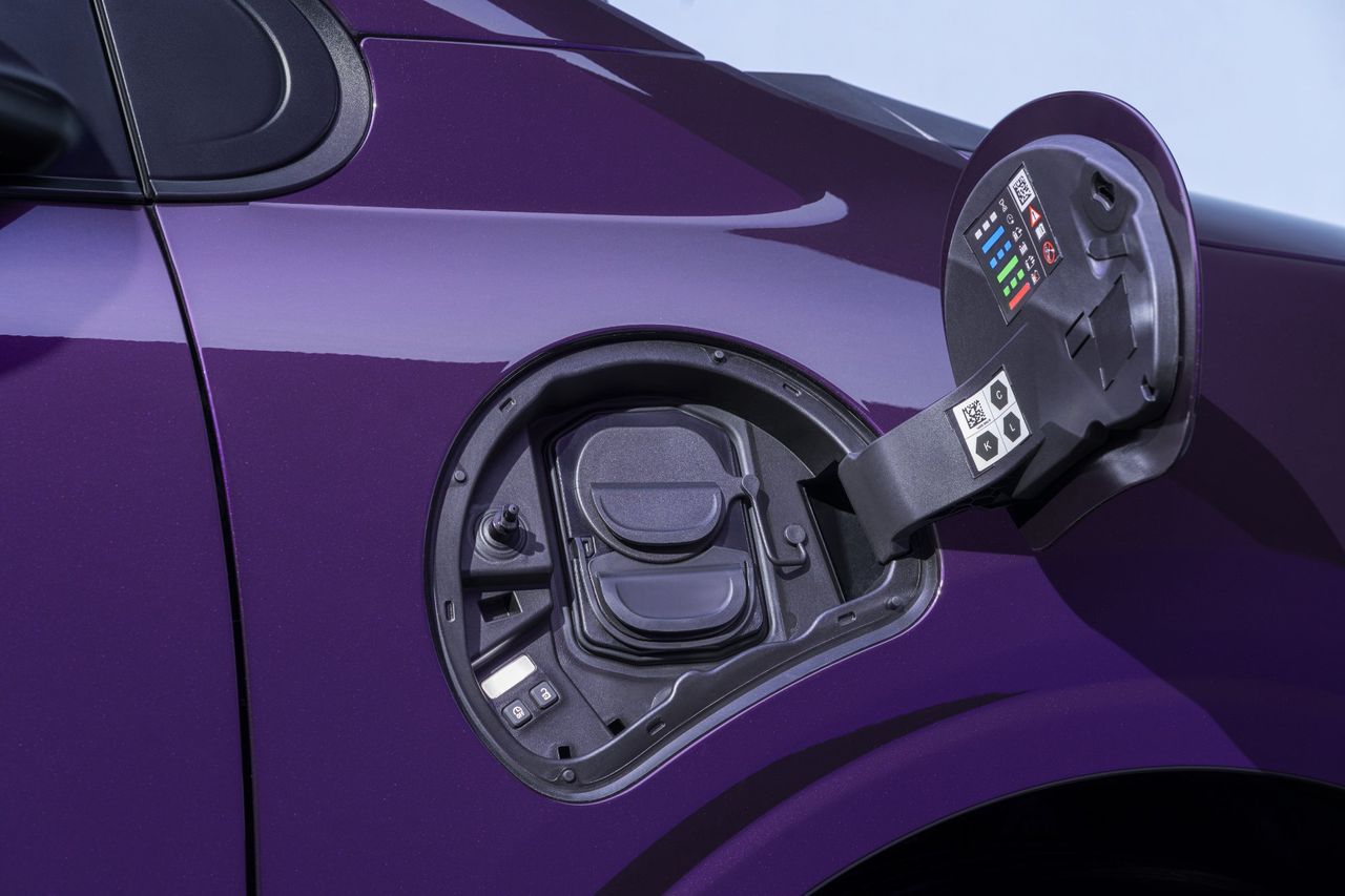Nissan rullar ut lilla elbilen Pixo