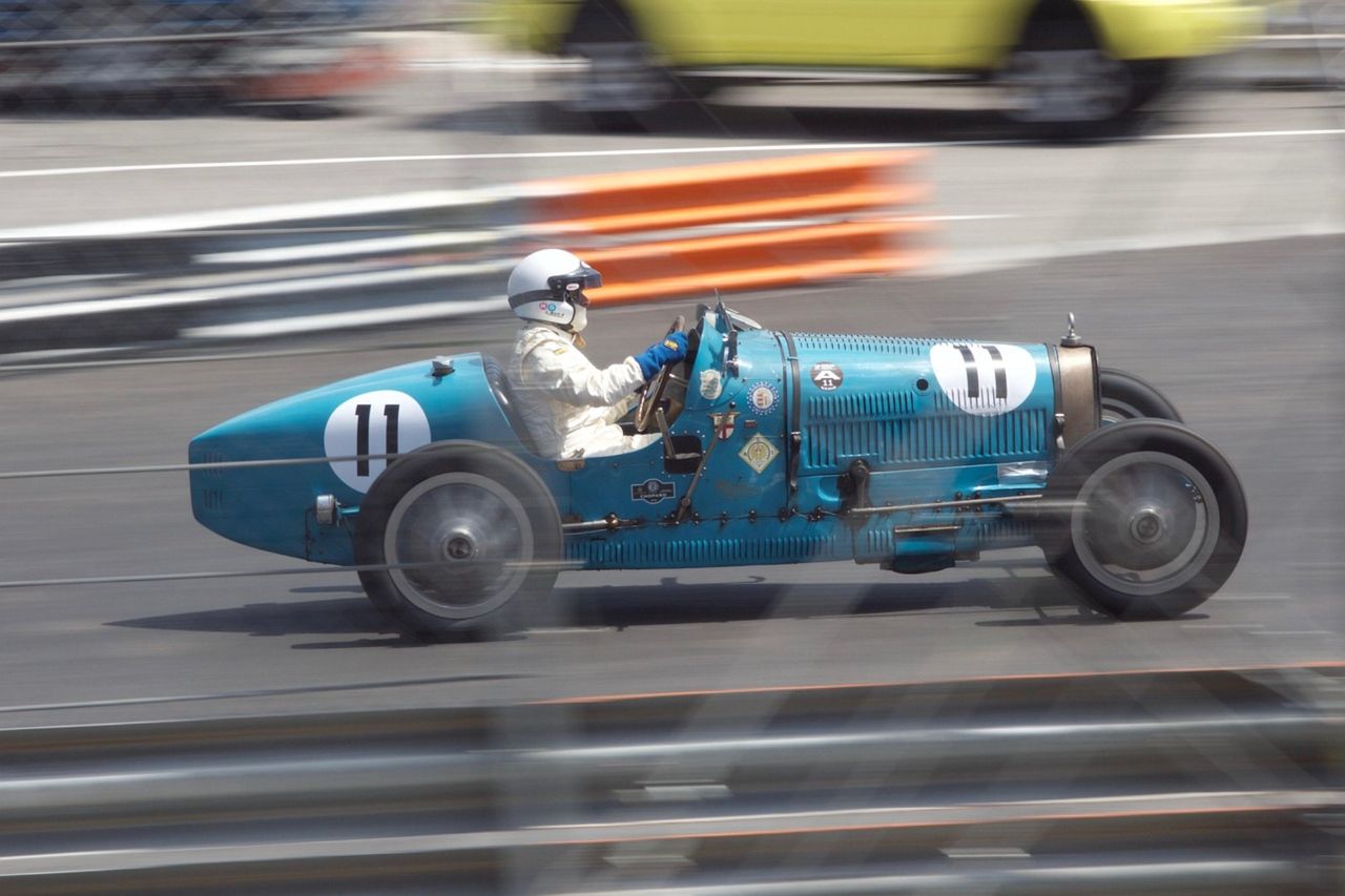 Formel 1 kan gå tillbaka till V8:or vid 2030