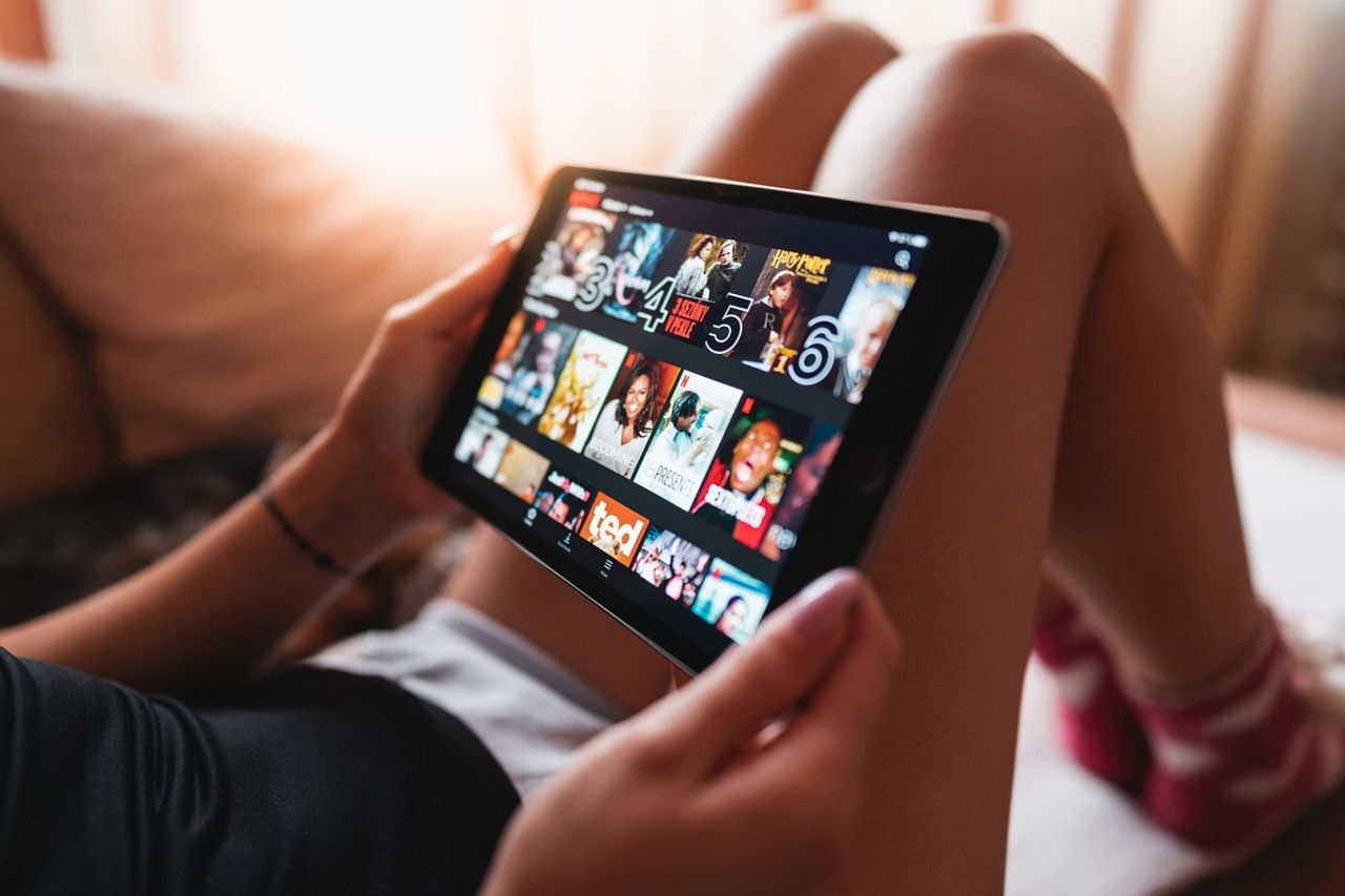 Netflix reklamabonnemang på ingång till Sverige
