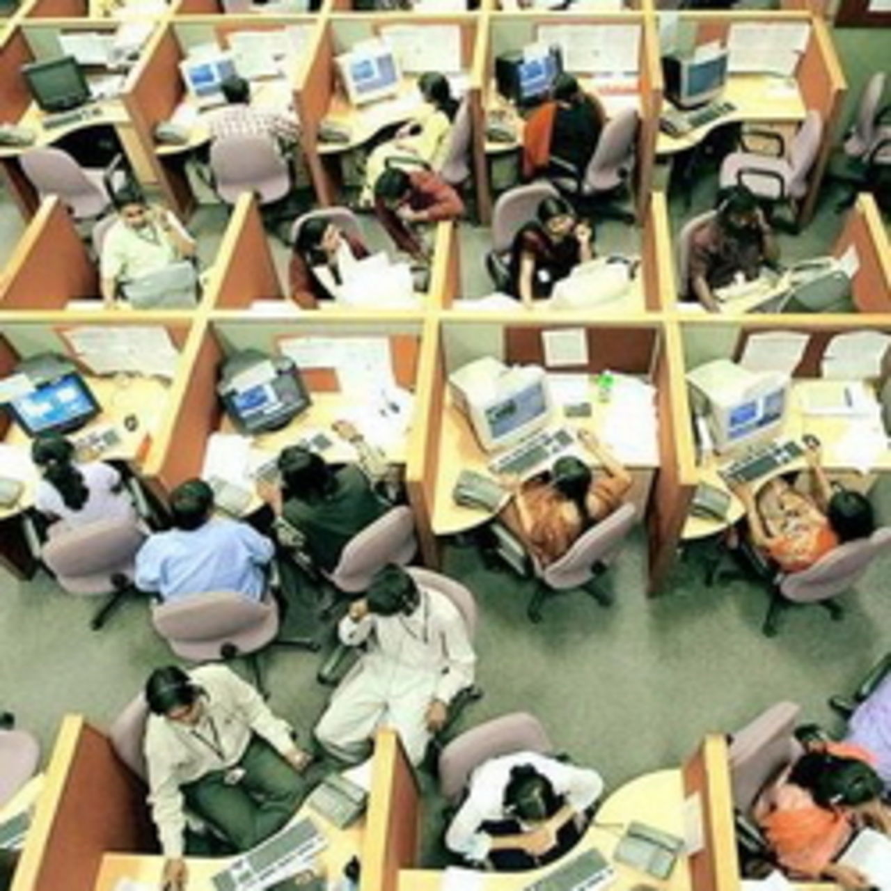 Studenter gör outsourcing till Indien