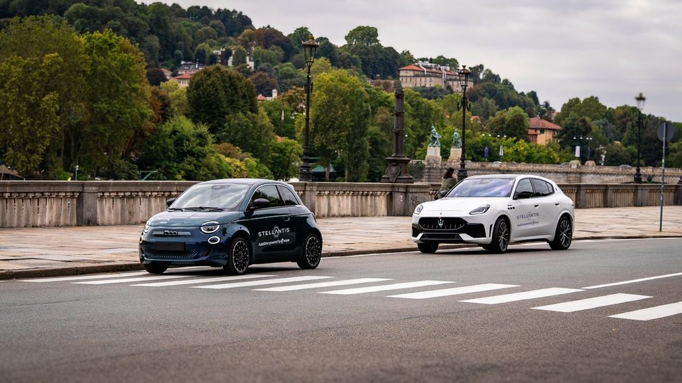 Fiat och Maserati visar självkörande prototyper