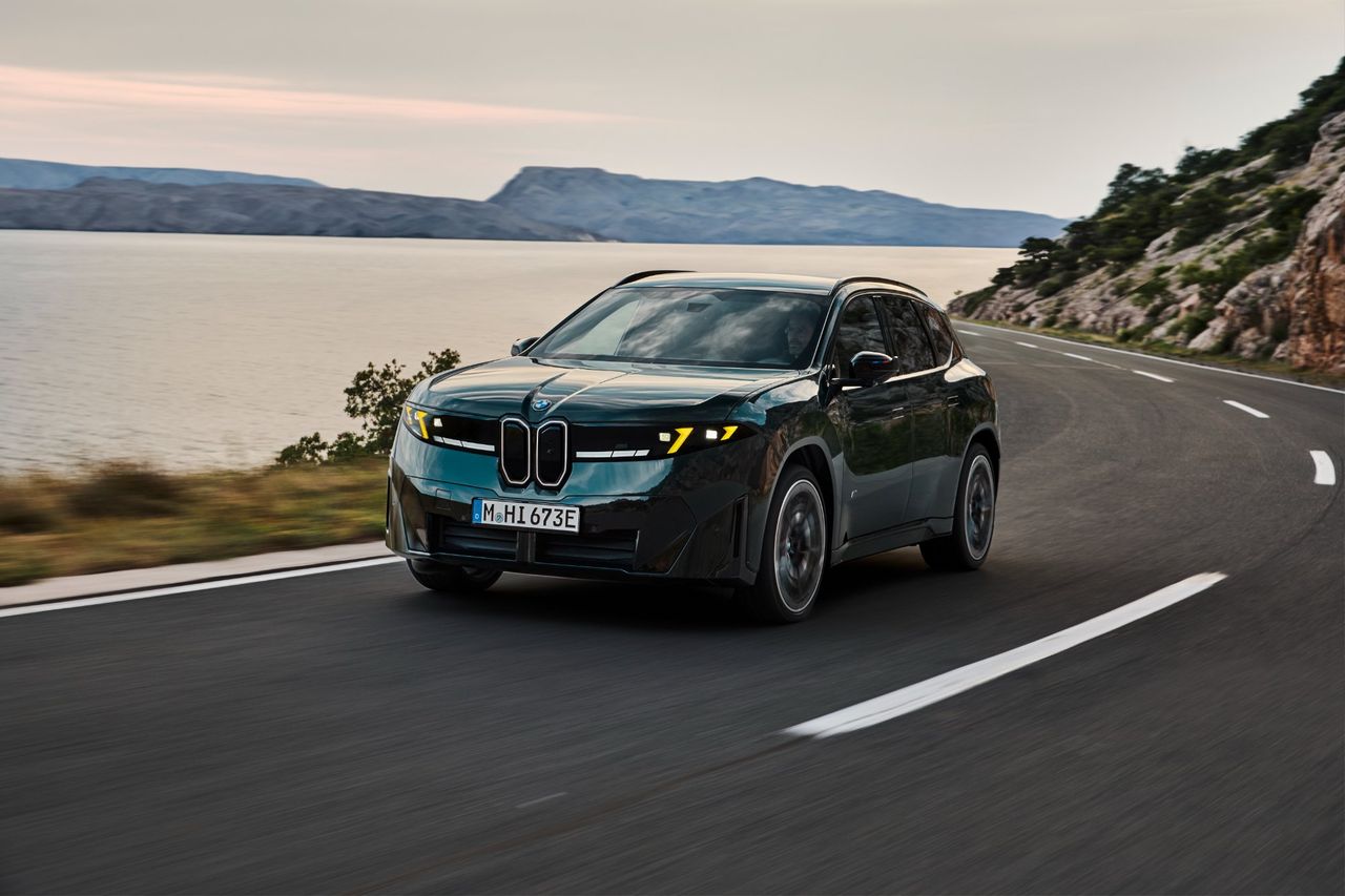 BMW iX3 med mer knuff