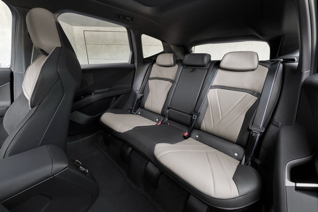 BMW iX3 med mer knuff
