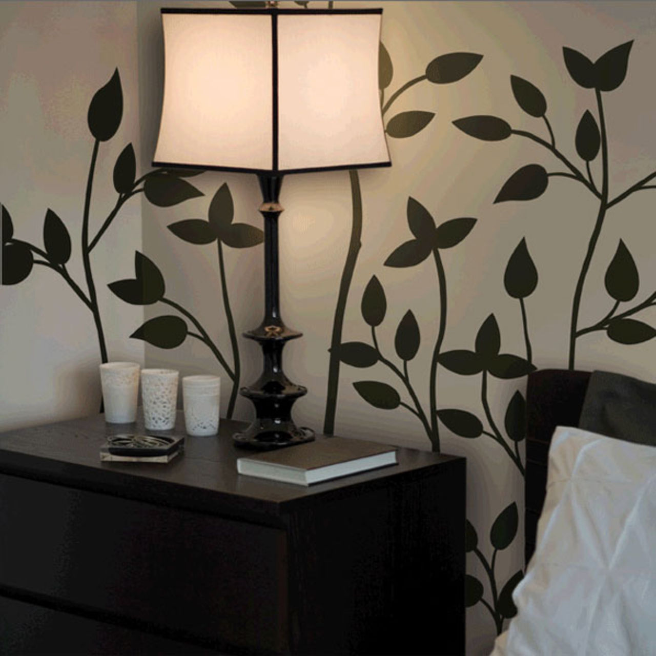 Visst orkar vi med fler självhäftande väggdekaler