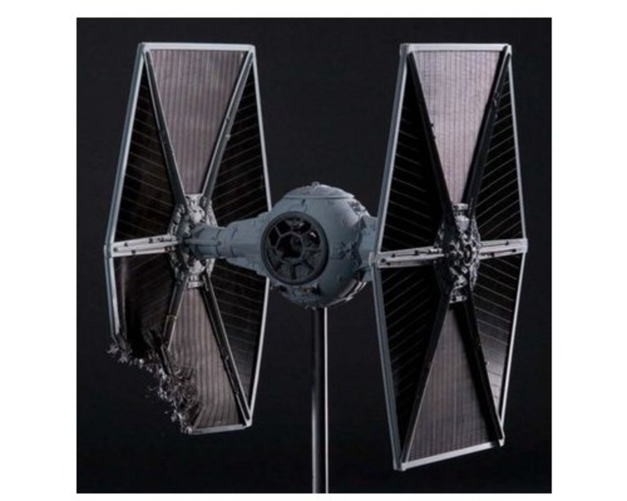 Köp dig en T.I.E-Fighter