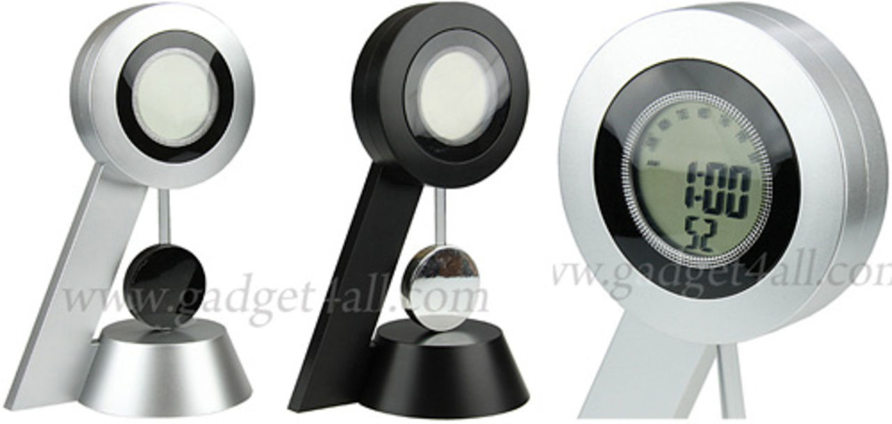 Pendelklockan som flirtar med det analoga