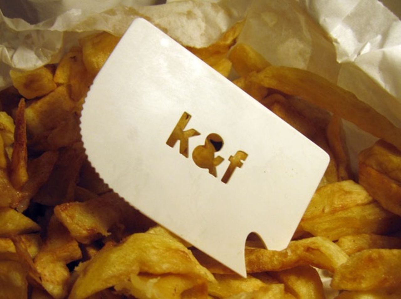 K & F = kniv och gaffel