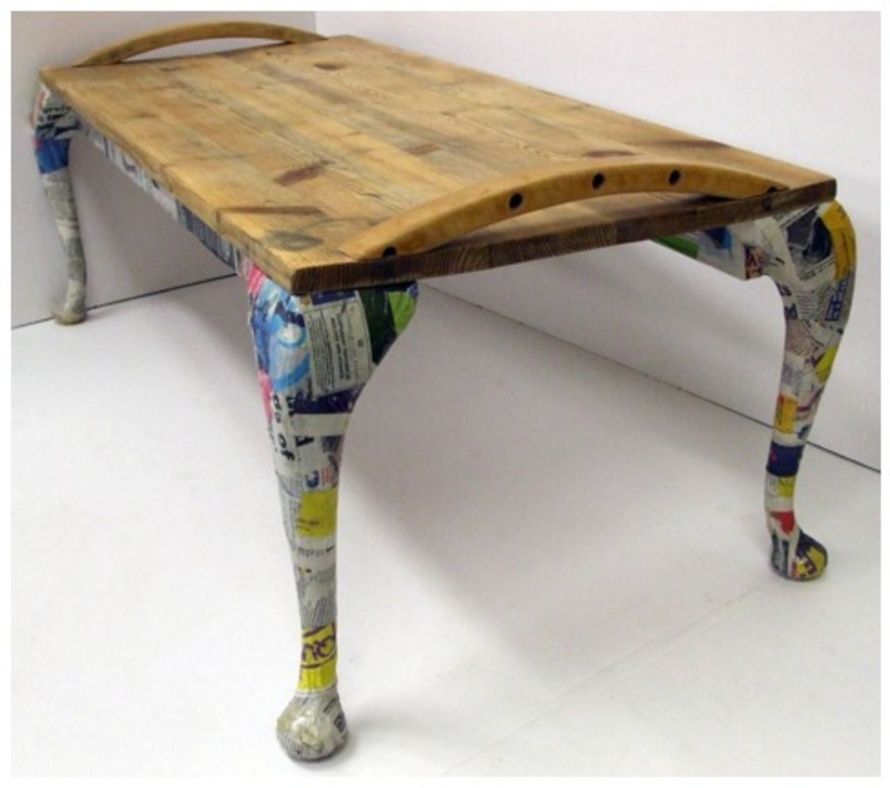 Man kan göra möbler av det mesta