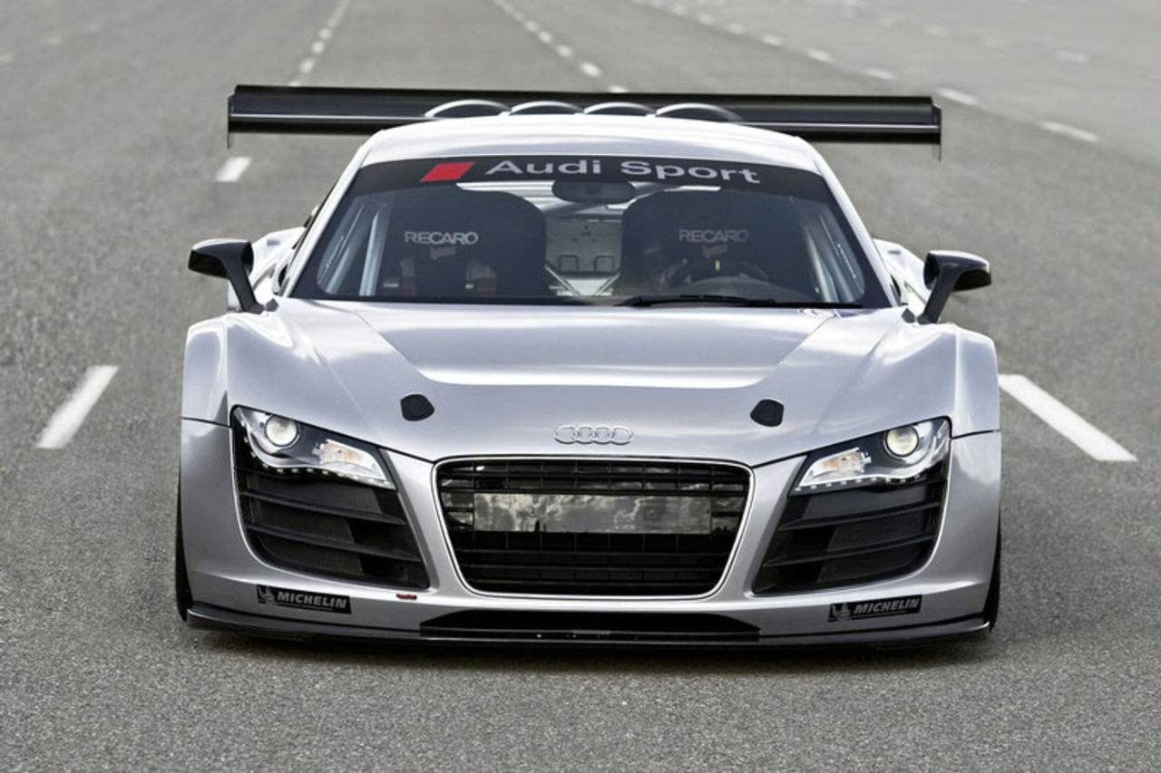 Race-version av Audi R8 blir bakhjulsdriven