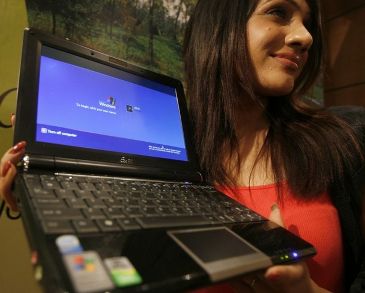 Microsoft lättar på netbook-restriktioner