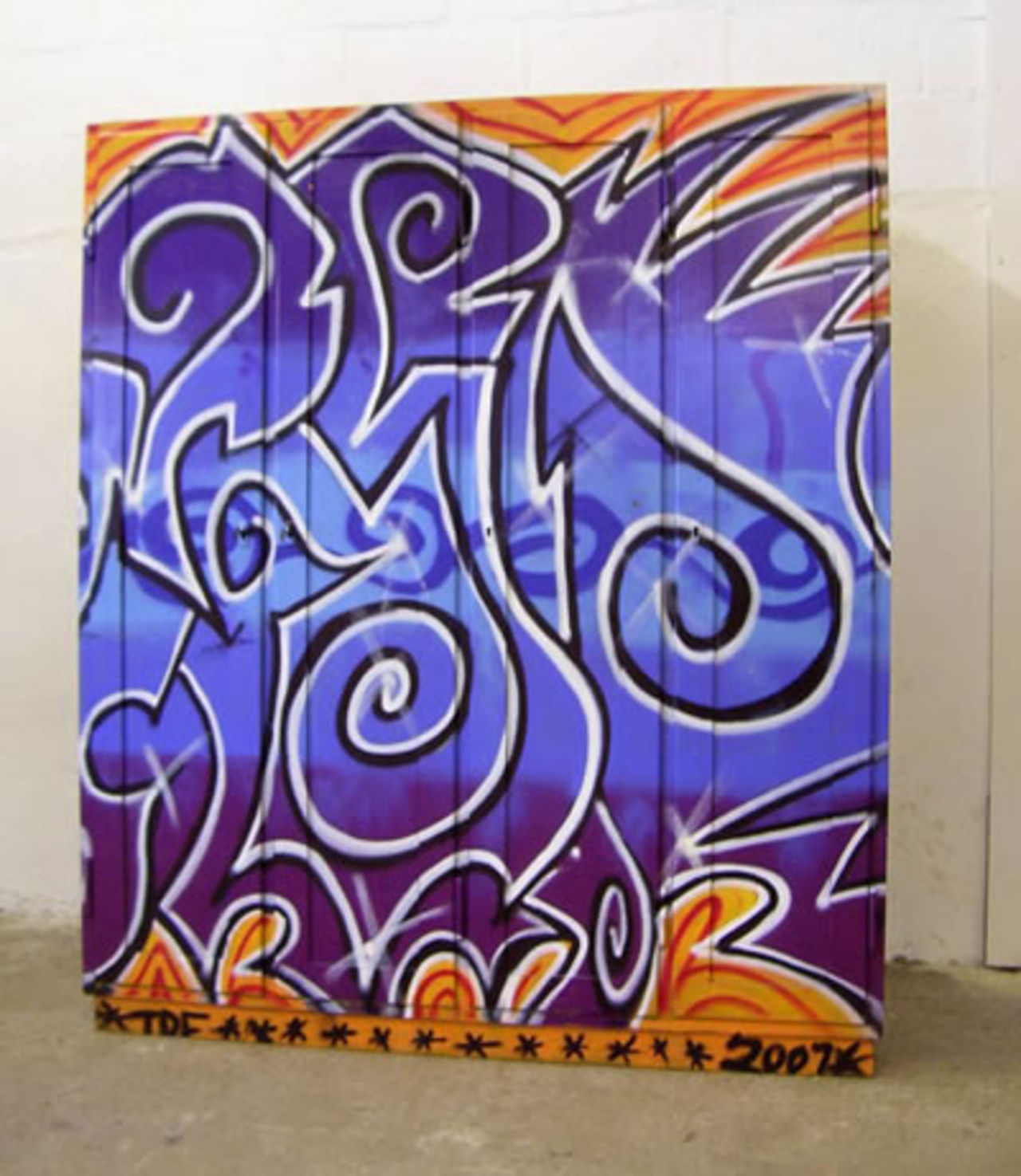 Möbler med graffiti