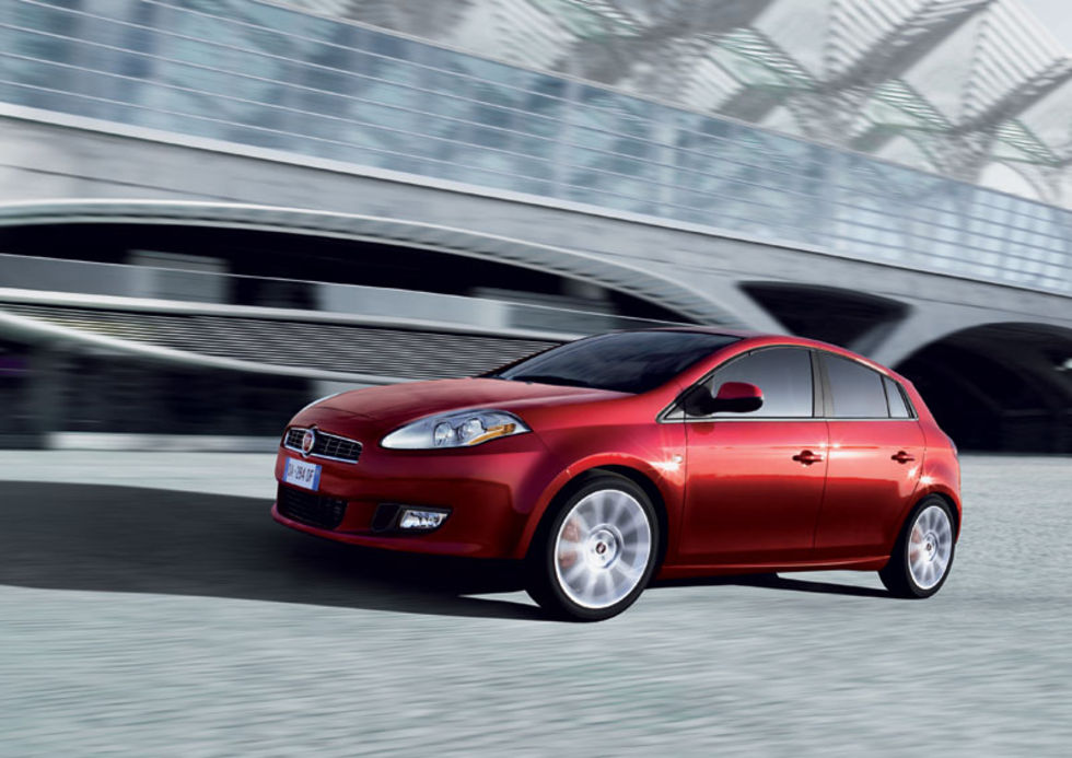 Nya Fiat Bravo. Europadebuterar om en månad. | Feber / Bil
