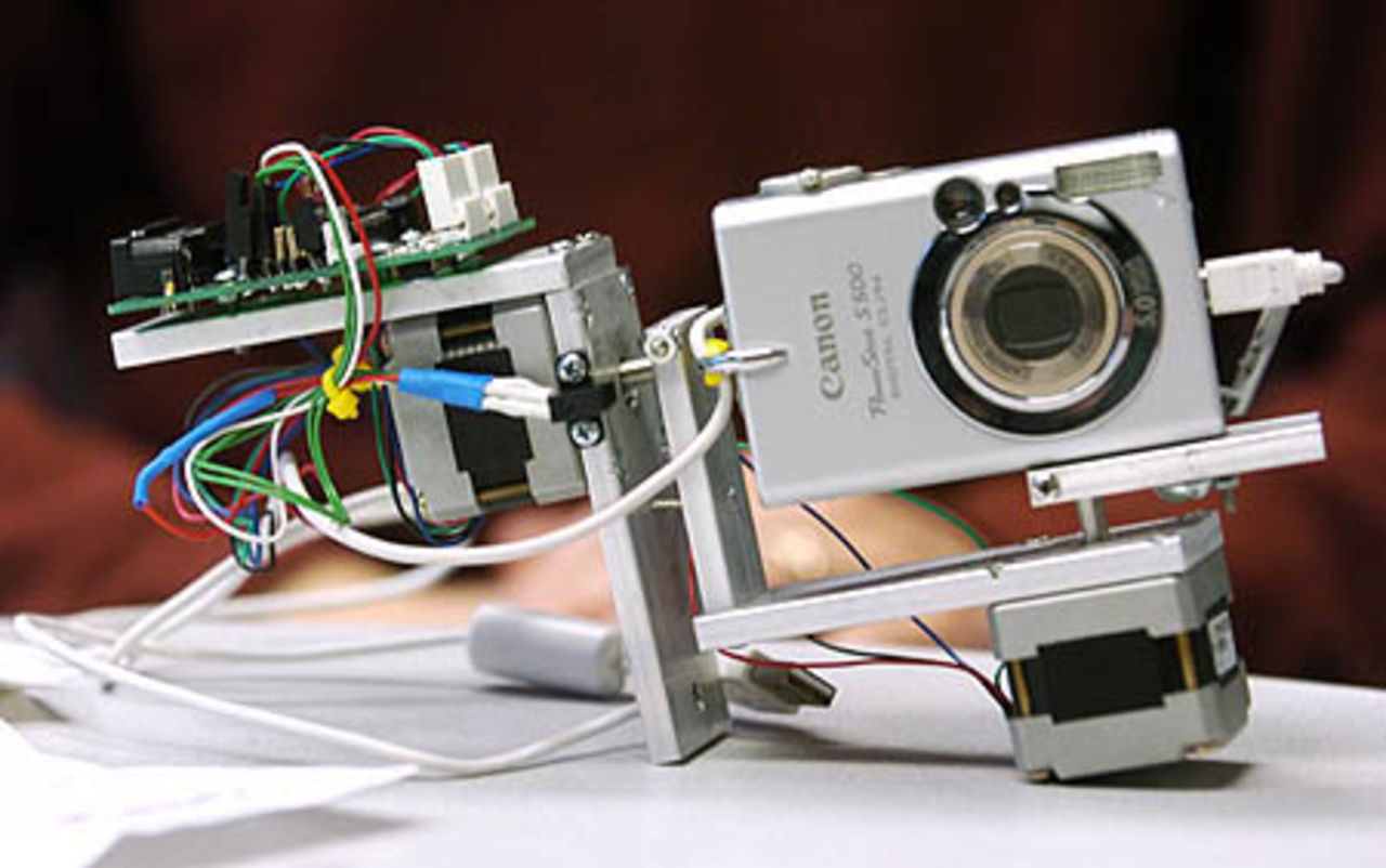Robot som hjälper till vid panoramafotografering