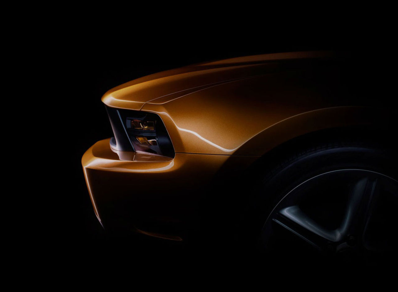 Första bilderna på nya Mustangen