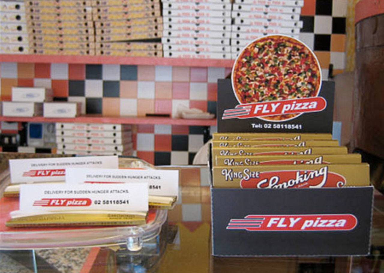 Fly Pizza