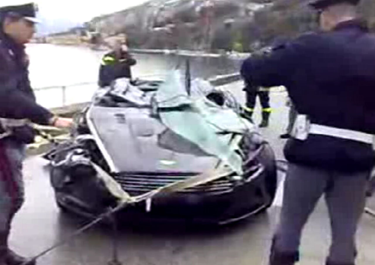 Bond-fantast köpte DBS för 350 000 dollar