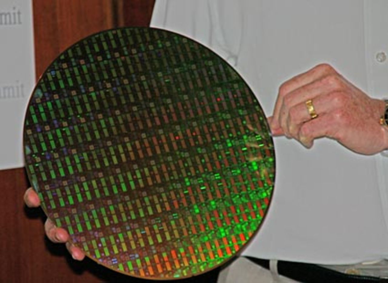 Totalt 9 Opteron-processorer under månaden
