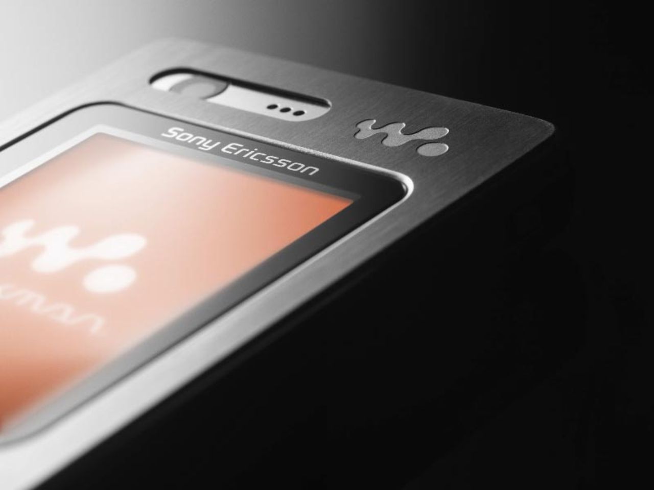 Ny telefon från Sony Ericsson strax