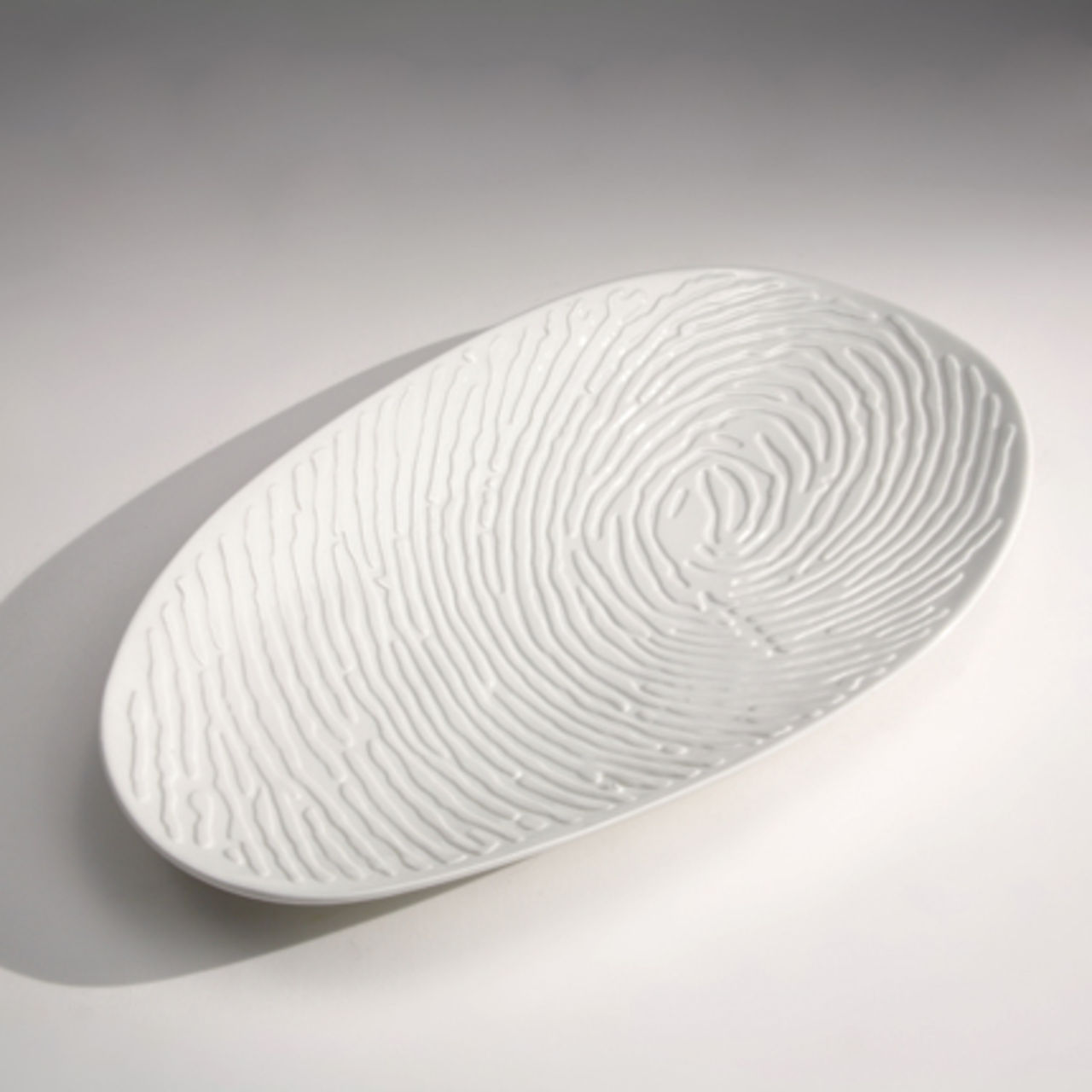 Ett fat med fingeravtryck