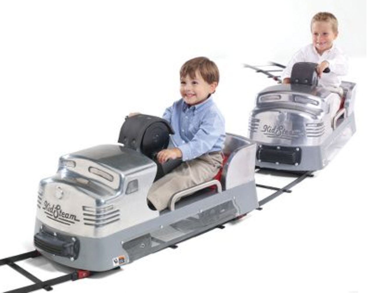 Klart ungen ska ha ett tåg