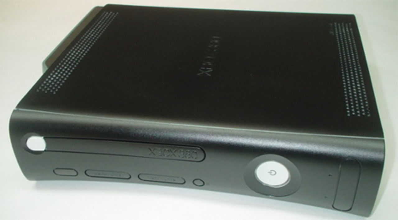 [Rykte] Svart Xbox 360 med 120GB i mars?