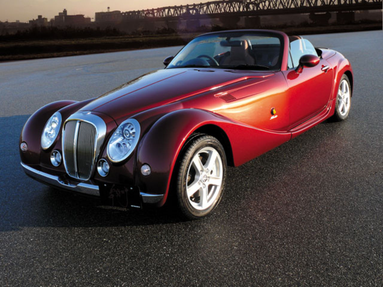 Mitsuoka försöker efterlikna Morgan