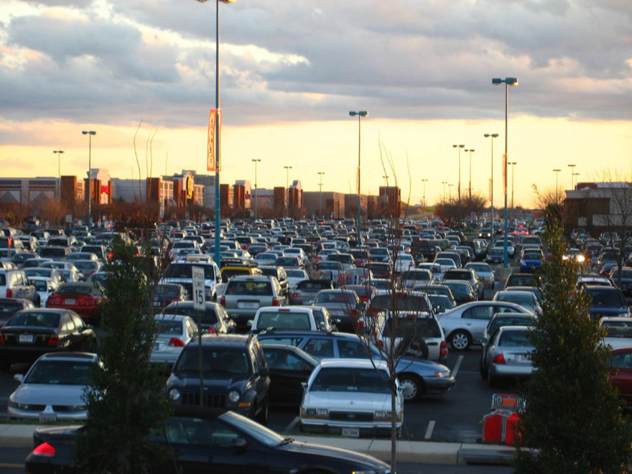 Julstressade bilister glömmer bilen