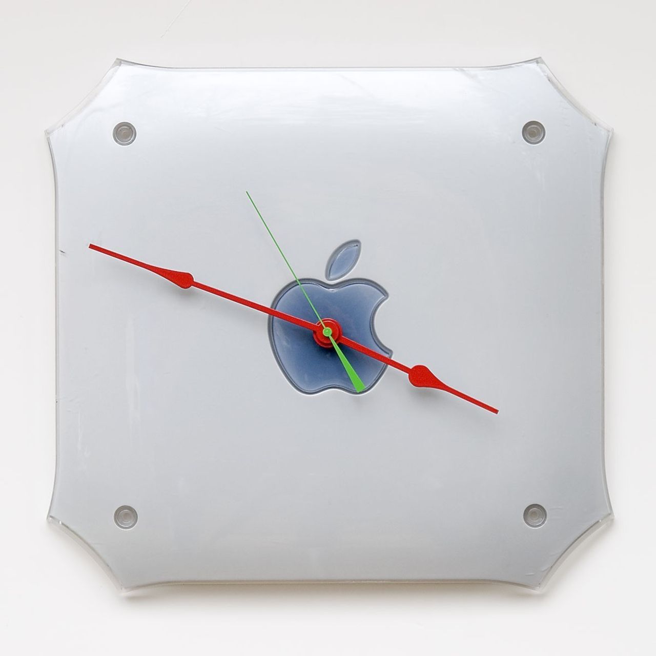 PowerMac G4 tjänstgör som klocka