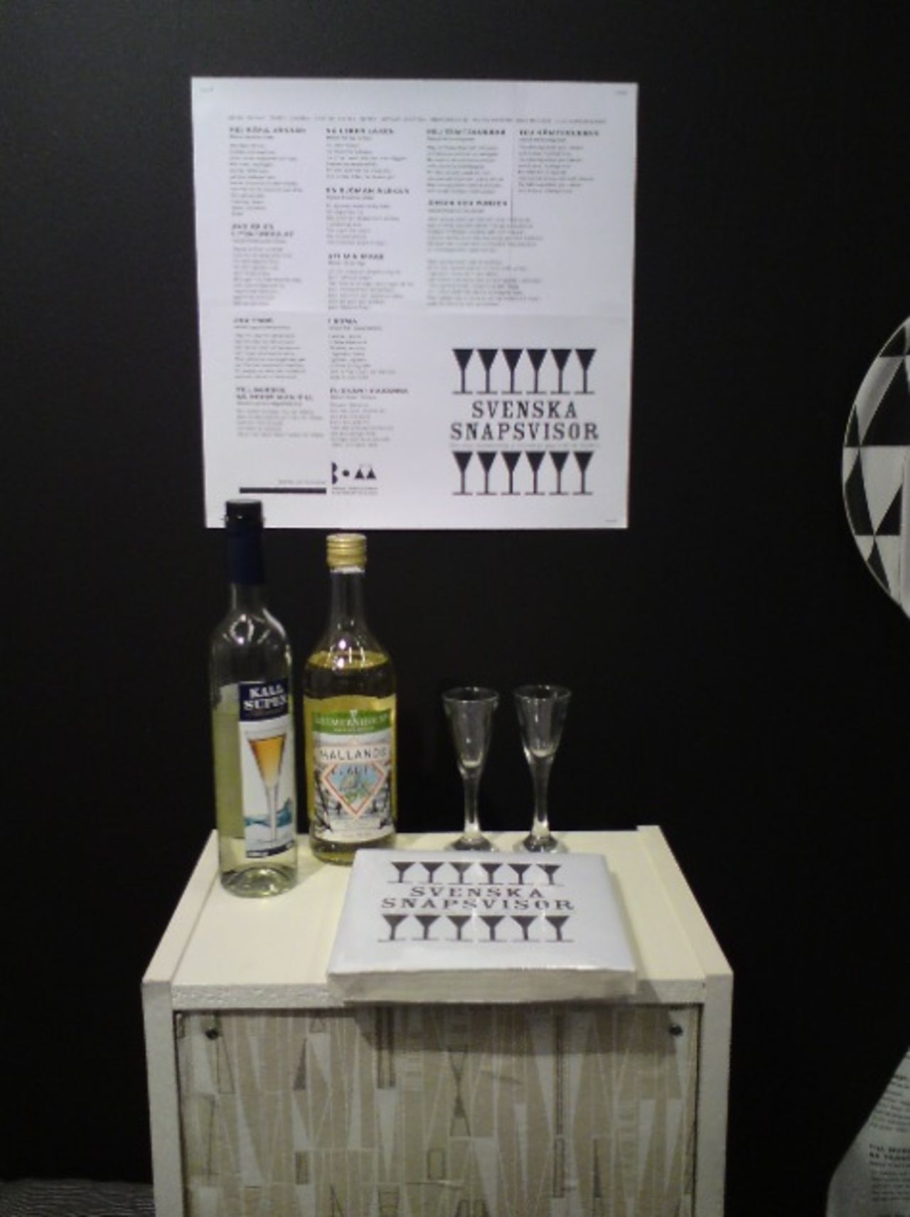 Servetter med snapsvisor