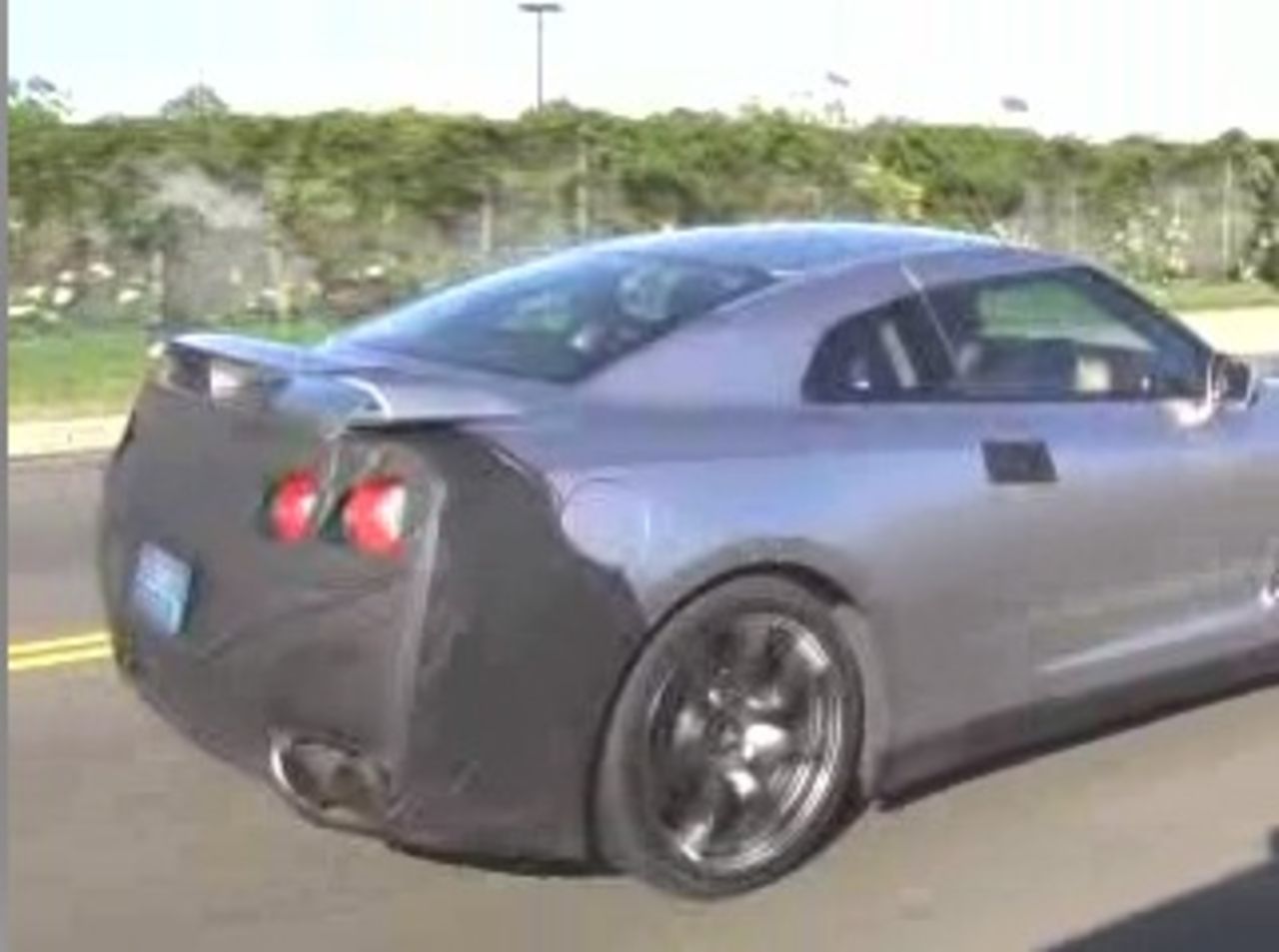 Nissan GT-R fångad på video