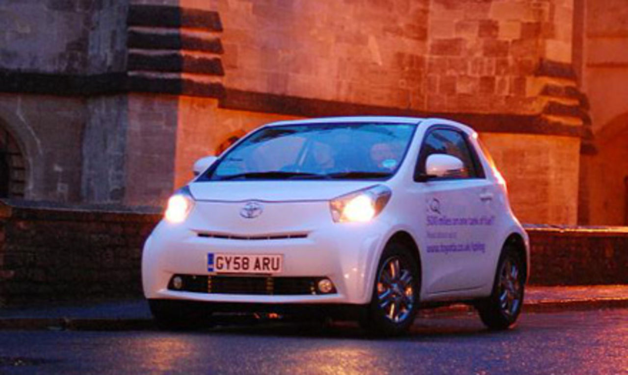 Toyota iQ fixar 811 km på en tank