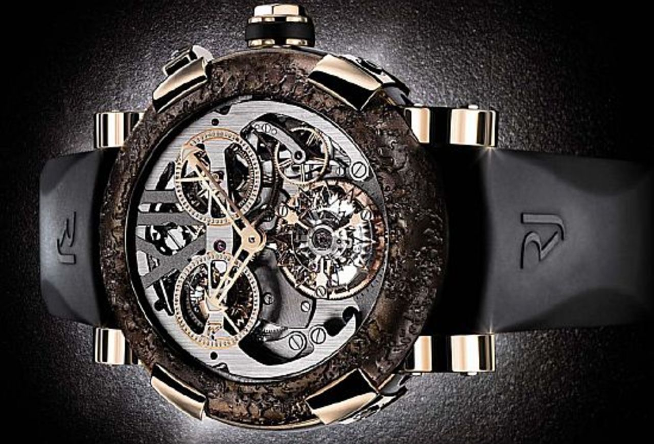 Ny klocka i Titanic-DNA serien