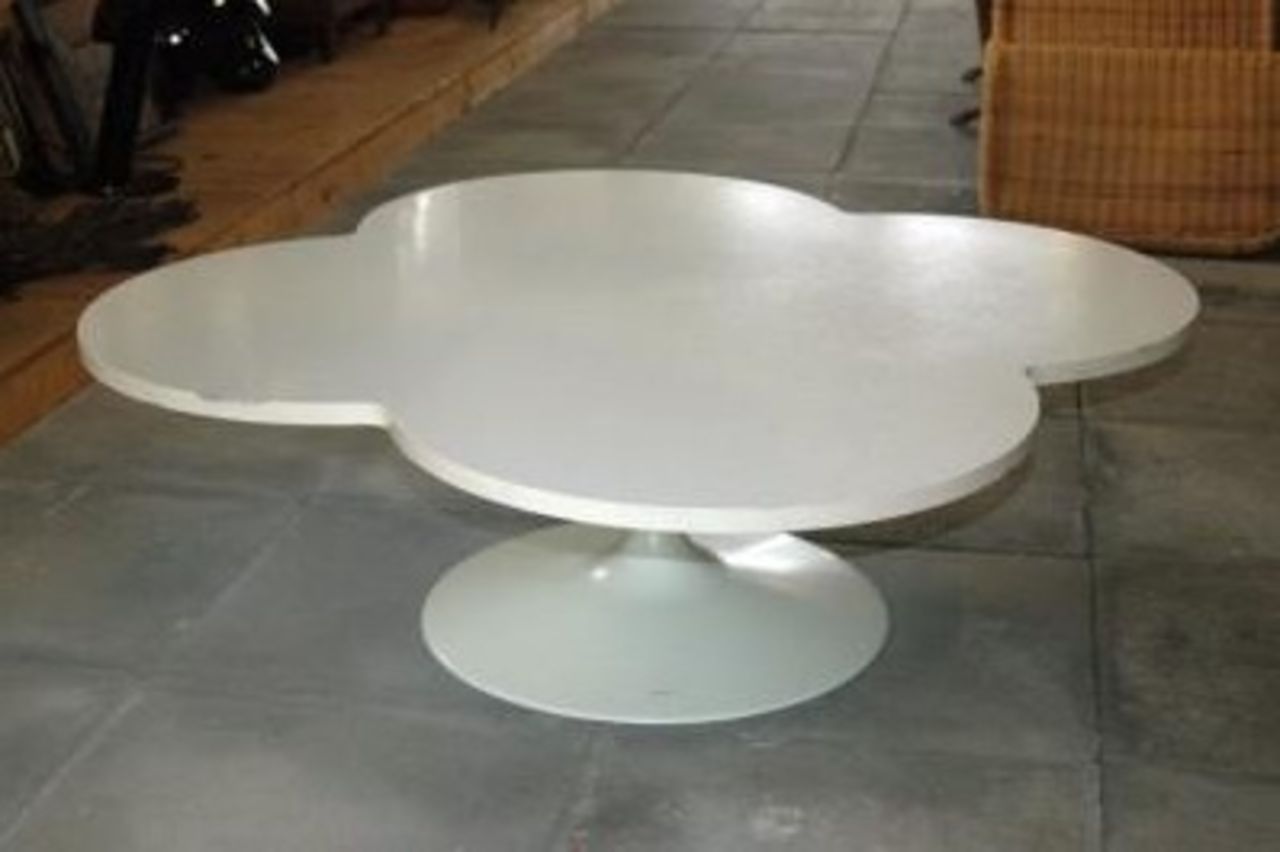 Blombord från 60-talet