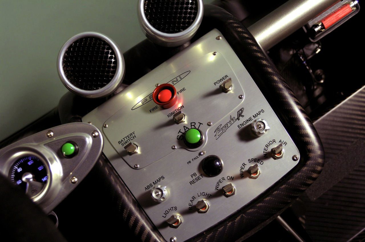 Fler detaljbilder på Zonda R 