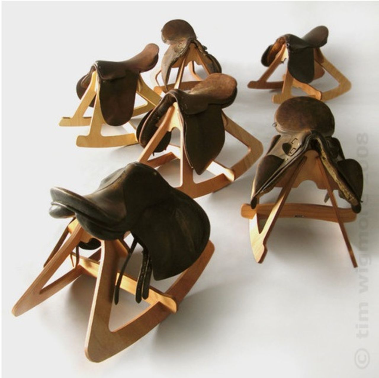 Giddyp Rocking Stool