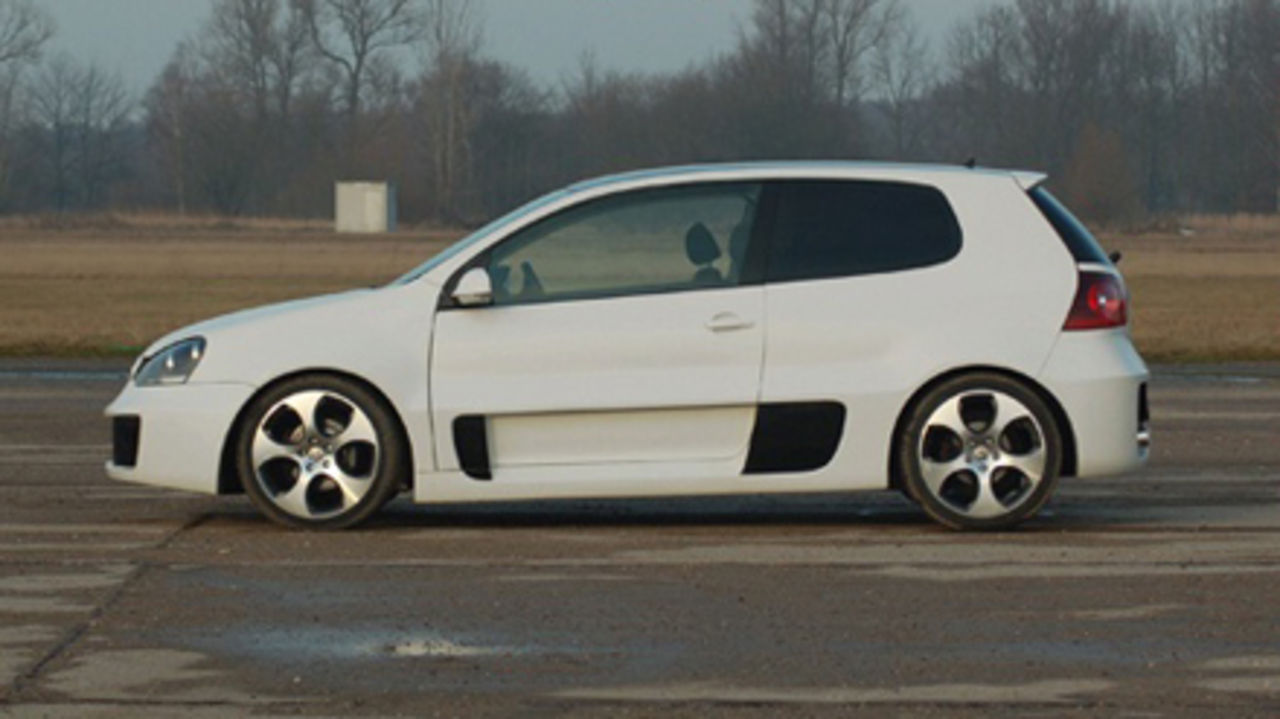 Bygg om din Golf V till W12 Concept